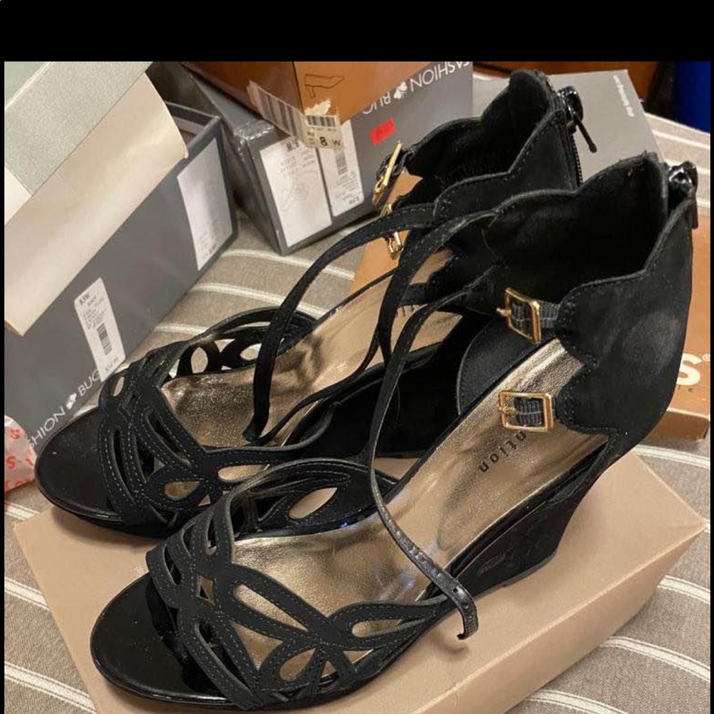 8.5 black sandals